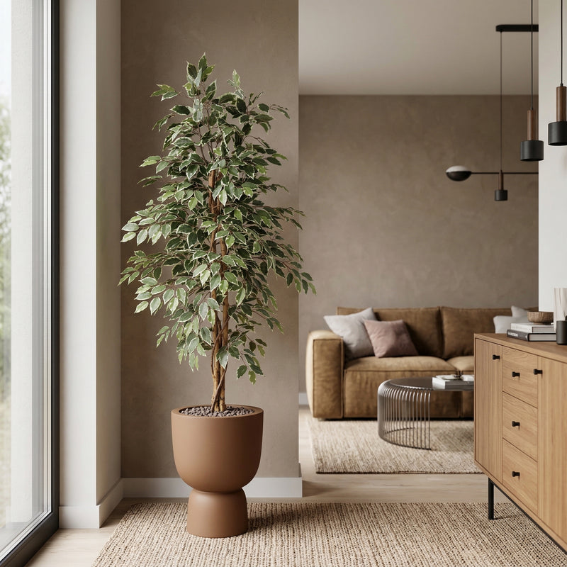 





Sztuczna Roślina Ficus Benjamina Variegata | 160cm - Lifestyle foto kunstplant in interieur
